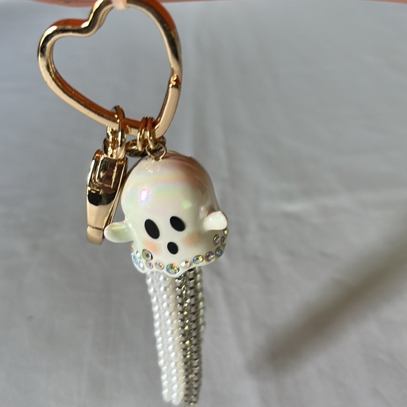 Betsey Johnson Ghost Key Fob Handbag Purse Charm Glow in the Dark Halloween NWT - Picture 6 of 11